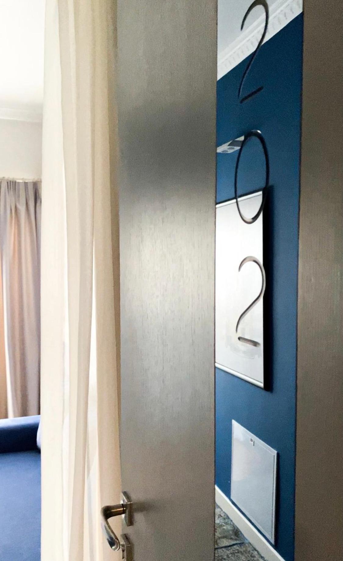Meri Boutique Hotel كورتشي الغرفة الصورة
